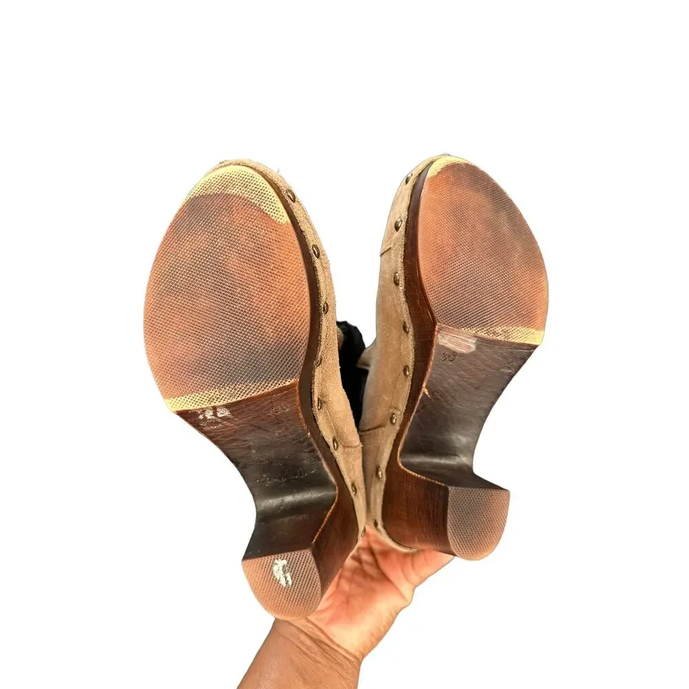 Anthropologie Penelope‎ Chilvers Beige Suede Studded Sweater Clog Boots Size 7